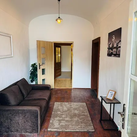 Lacne V Centre アパート バンスカー・ビストリツァ