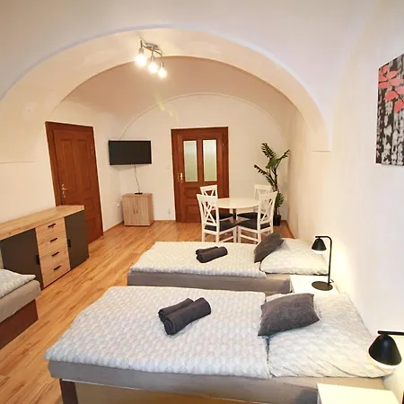 Lacne V Centre Apartament *