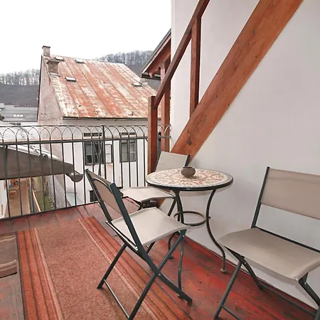 Apartament Lacne V Centre *